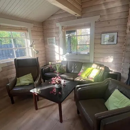Casa vacanze Charming Log Near And Forest *